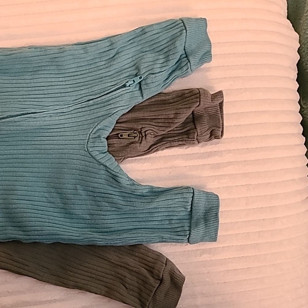 Two Baby One Piece Outfits - Picture 2 of 2